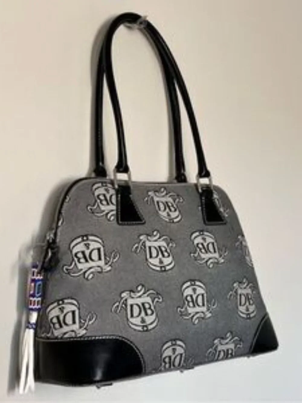Dooney & Bourke Signature Donegal Crest LogoBlack Domed Satchel Purse Hand Bag
